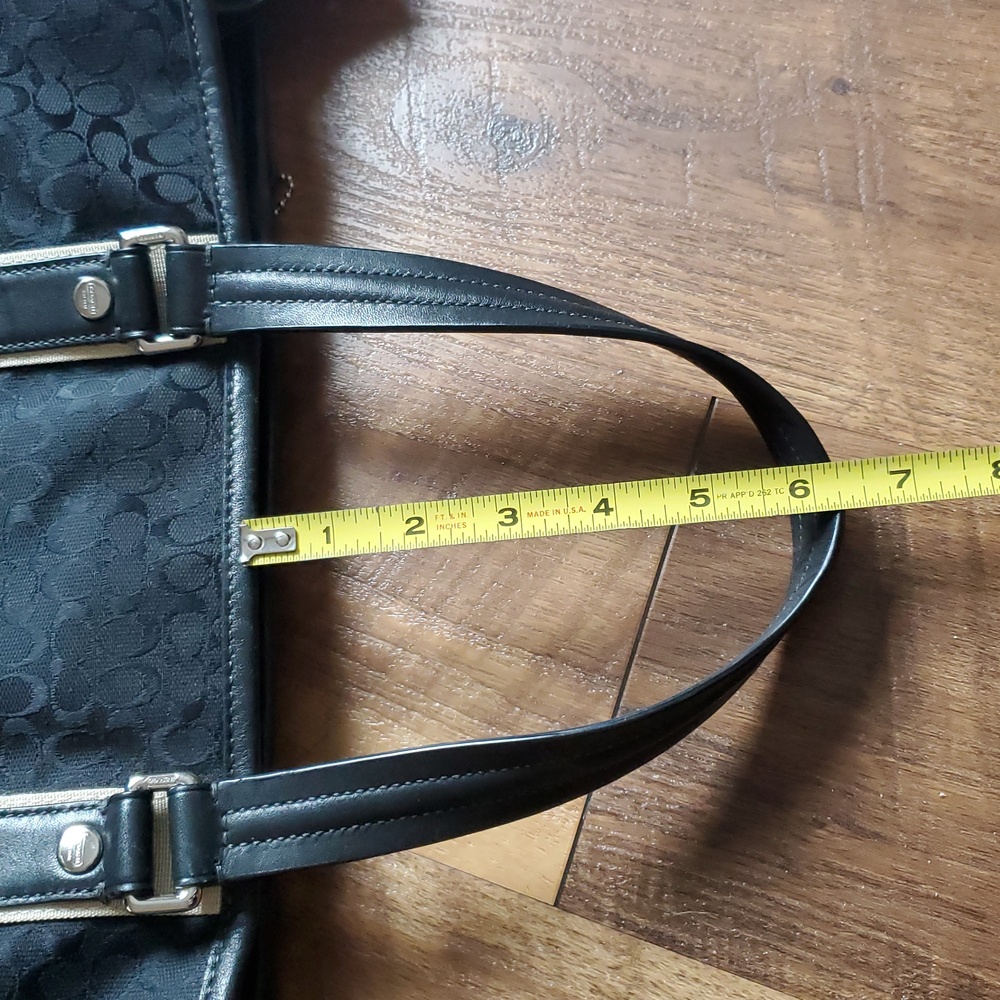 Coach Signature Vintage Tote/Travel Bag: Black Jacquard/ Leather/ Green Lining. - Picture 12 of 12